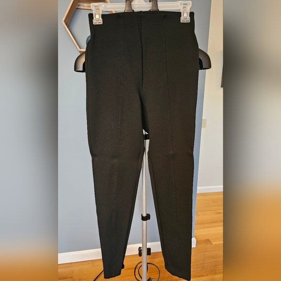 SMALL OLD NAVY- HIGH WASTED - LEGGINGS/ PANTS - Picture 2 of 3